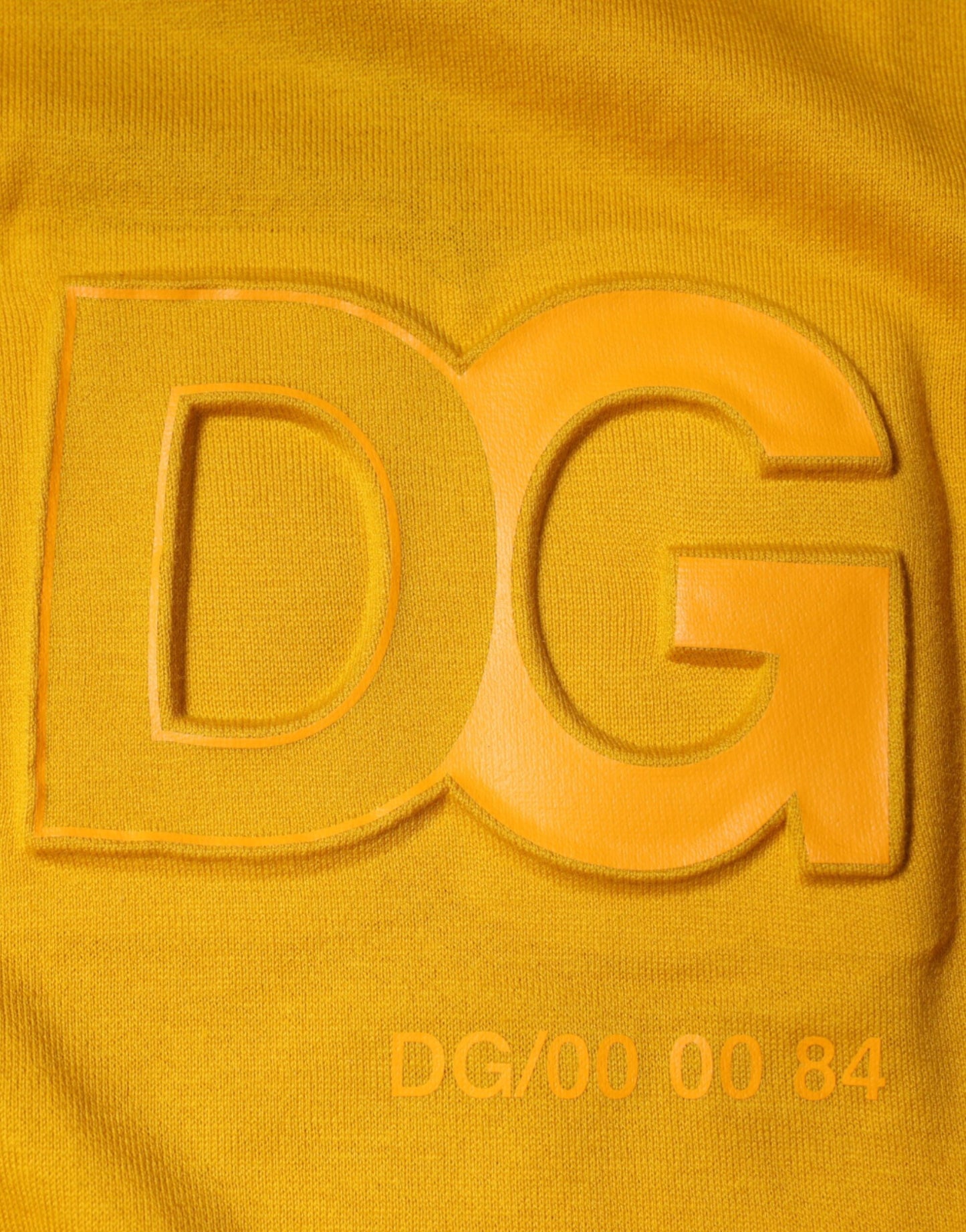 Dolce &amp; Gabbana Senapsfärgad Rundringad T-shirt med Präglad Logotyp