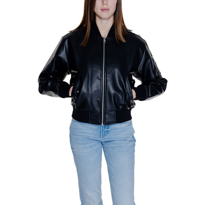 Calvin Klein Jeans svarta polyetenjackor och kappa