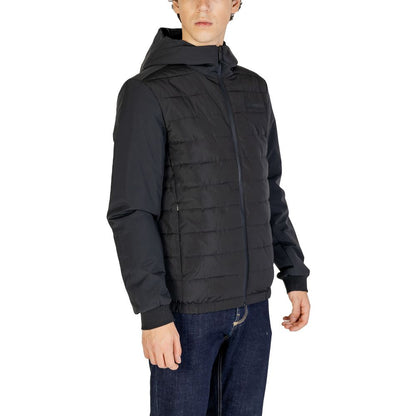 Calvin Klein svarta jackor och kappa i återvunnen polyester