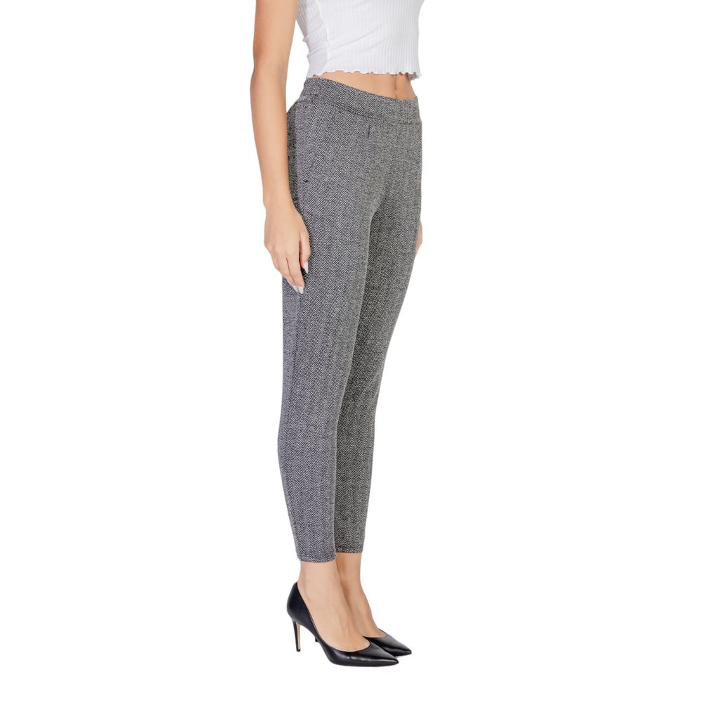 Svarta skinny byxor i polyester