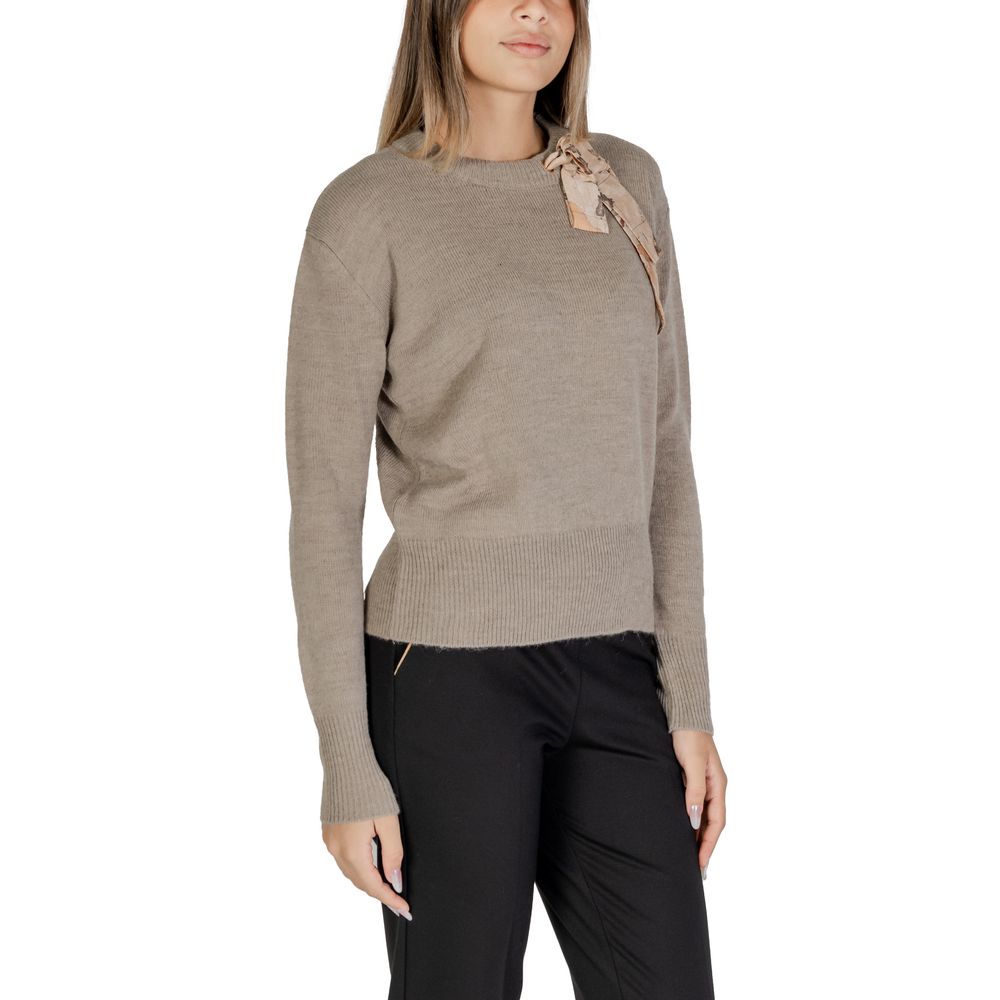 Beige polyestertröja
