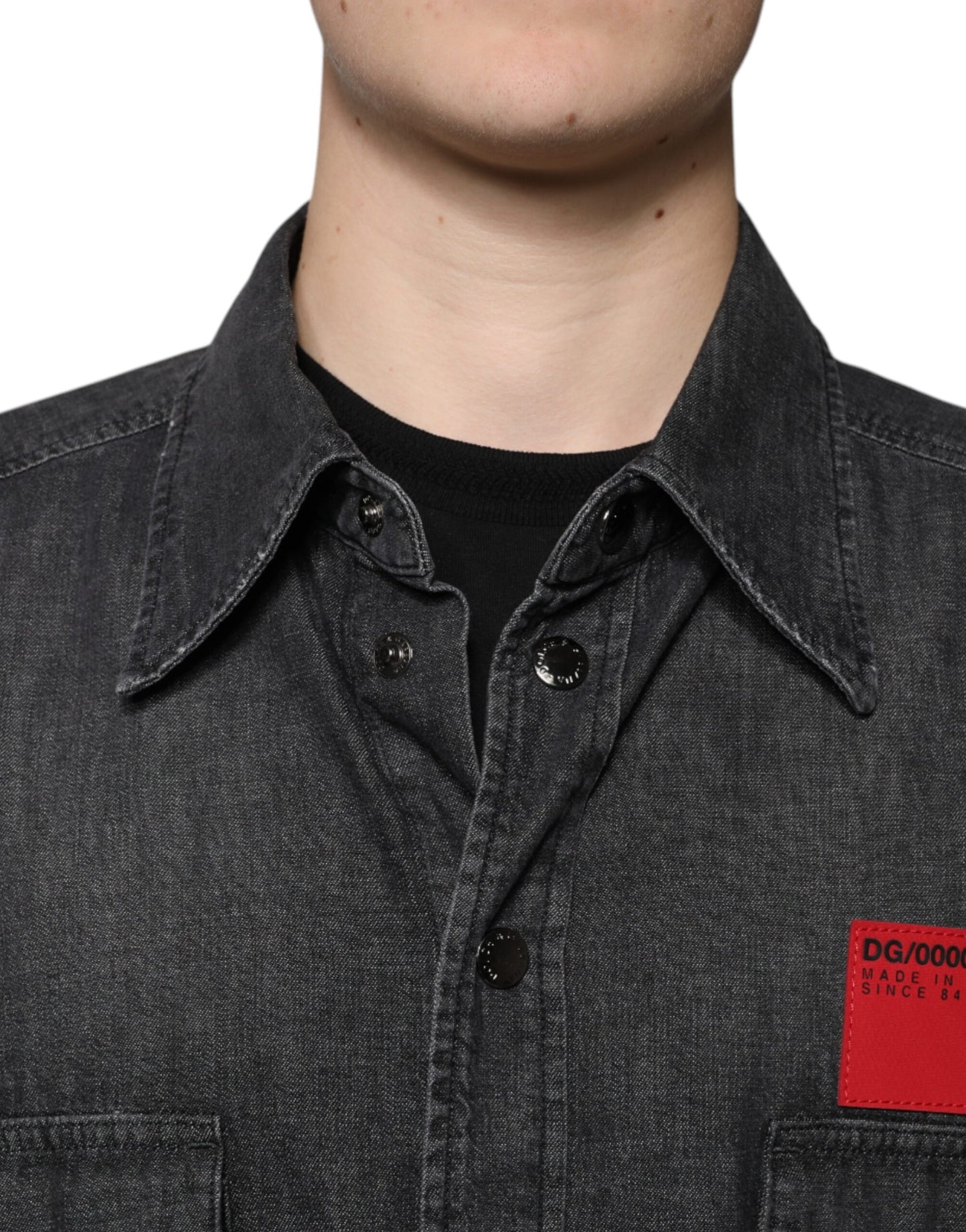 Dolce &amp; Gabbana svart denimskjorta med logotyp och knappar i bomull