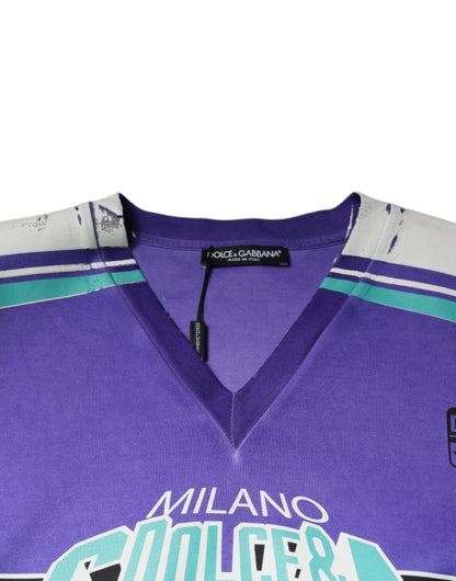 Dolce &amp; Gabbana Lilla Logo Jersey Bomull T-skjorte med V-hals