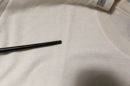 Dolce &amp; Gabbana Off White siden t-shirt med rund hals och kort ärm