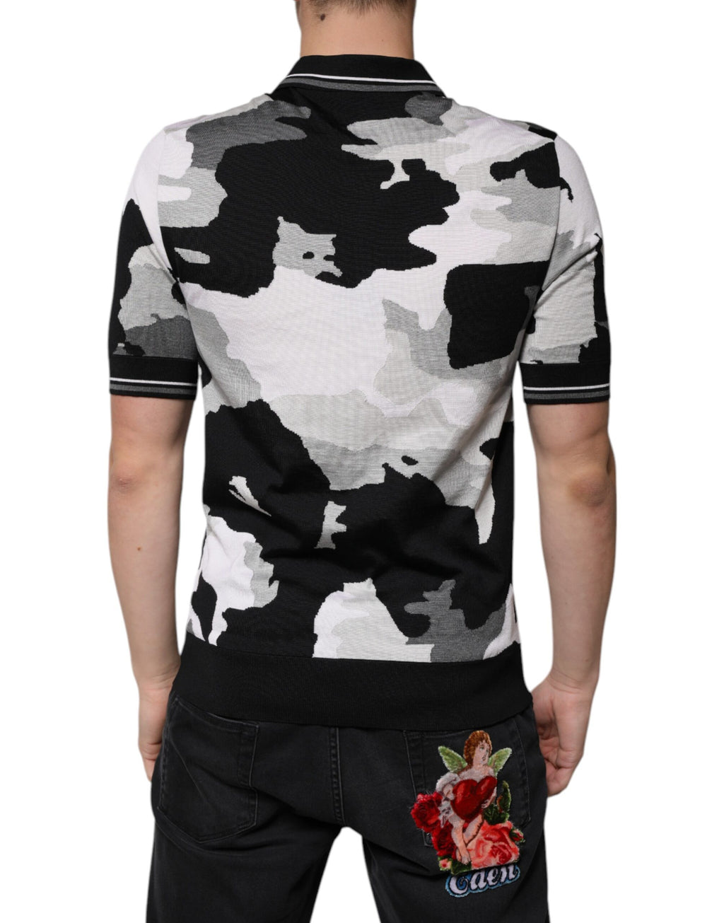 Flerfärgad kamouflagekrage-polo-t-shirt