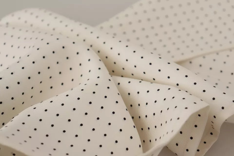 Dolce &amp; Gabbana Vit Prickig Mönstrad Sidenomslagssjal med Fransar