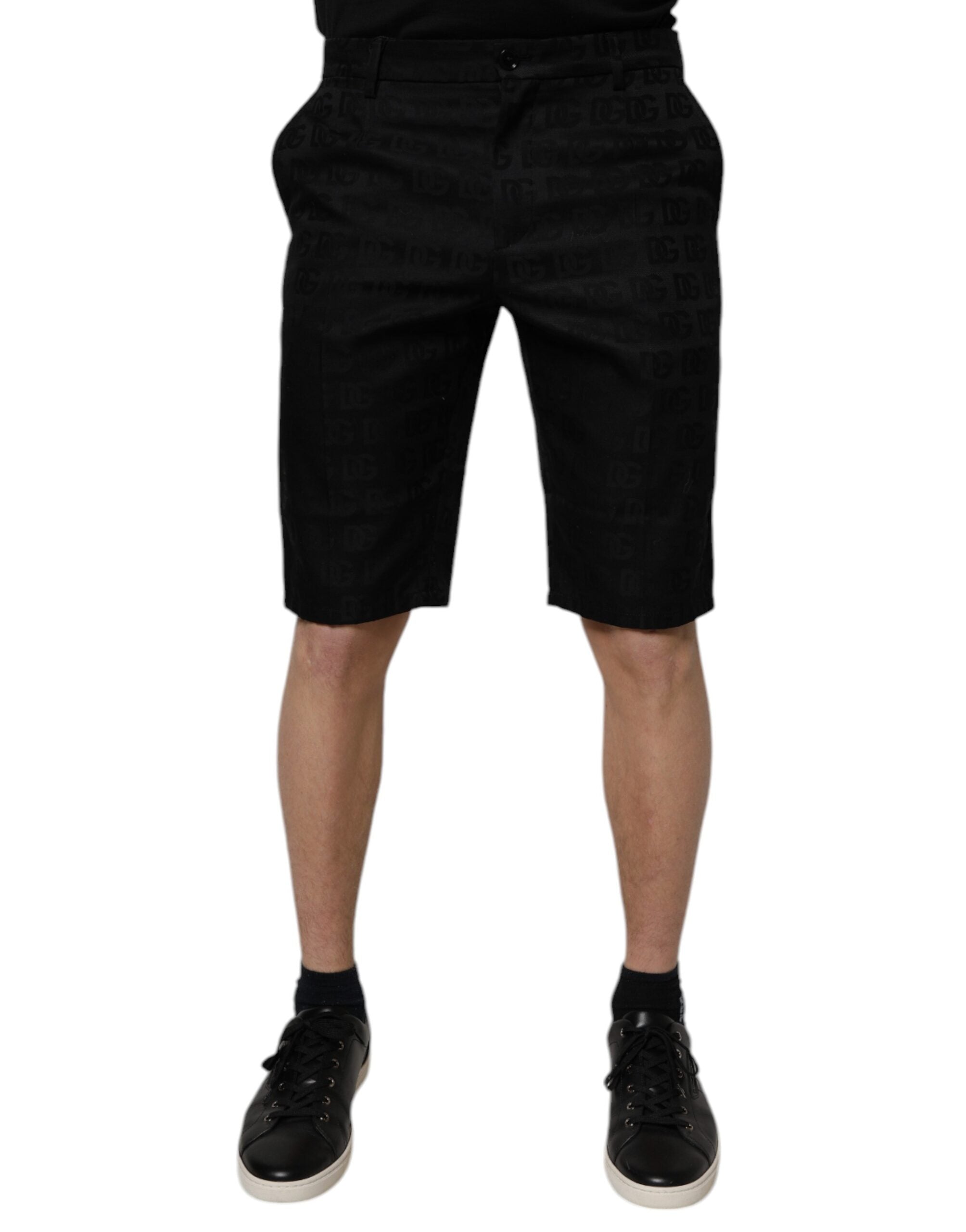 Svarta bomulls chinoshorts med medelhög midja