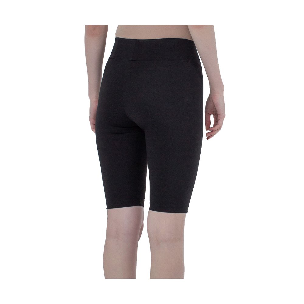 Svarta polyesterjeans och byxor