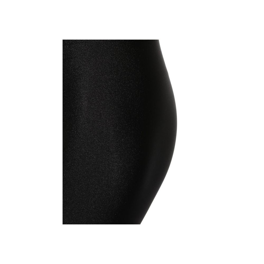 Svarta polyesterjeans och byxor