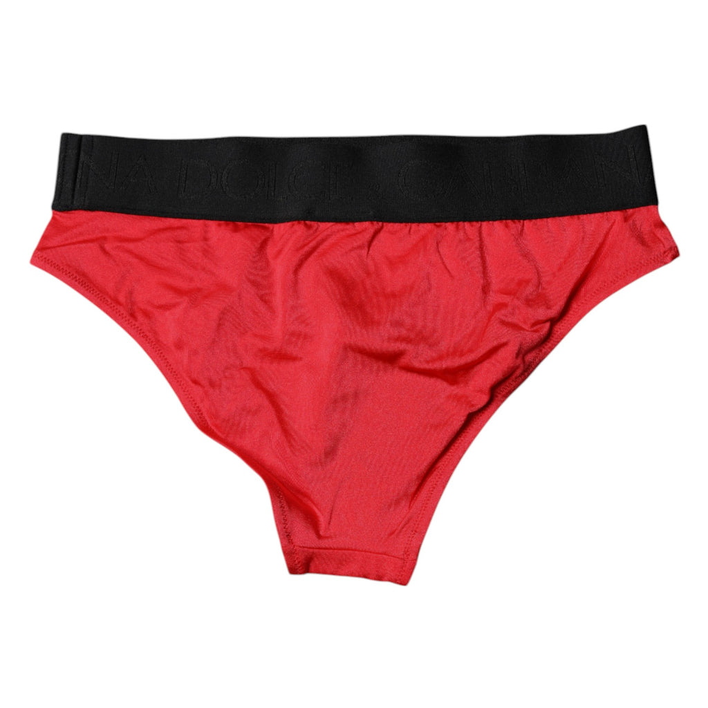 Röda nylon stretchiga trosor med medelhög midja