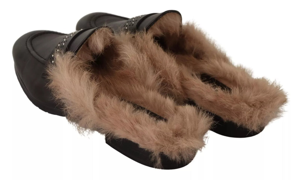 Svarta läderpäls perforerade slip-on platta skor