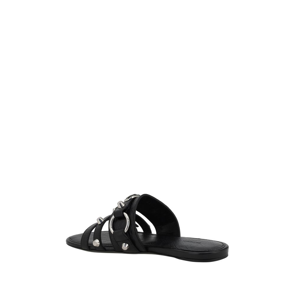 Nitade sandaler