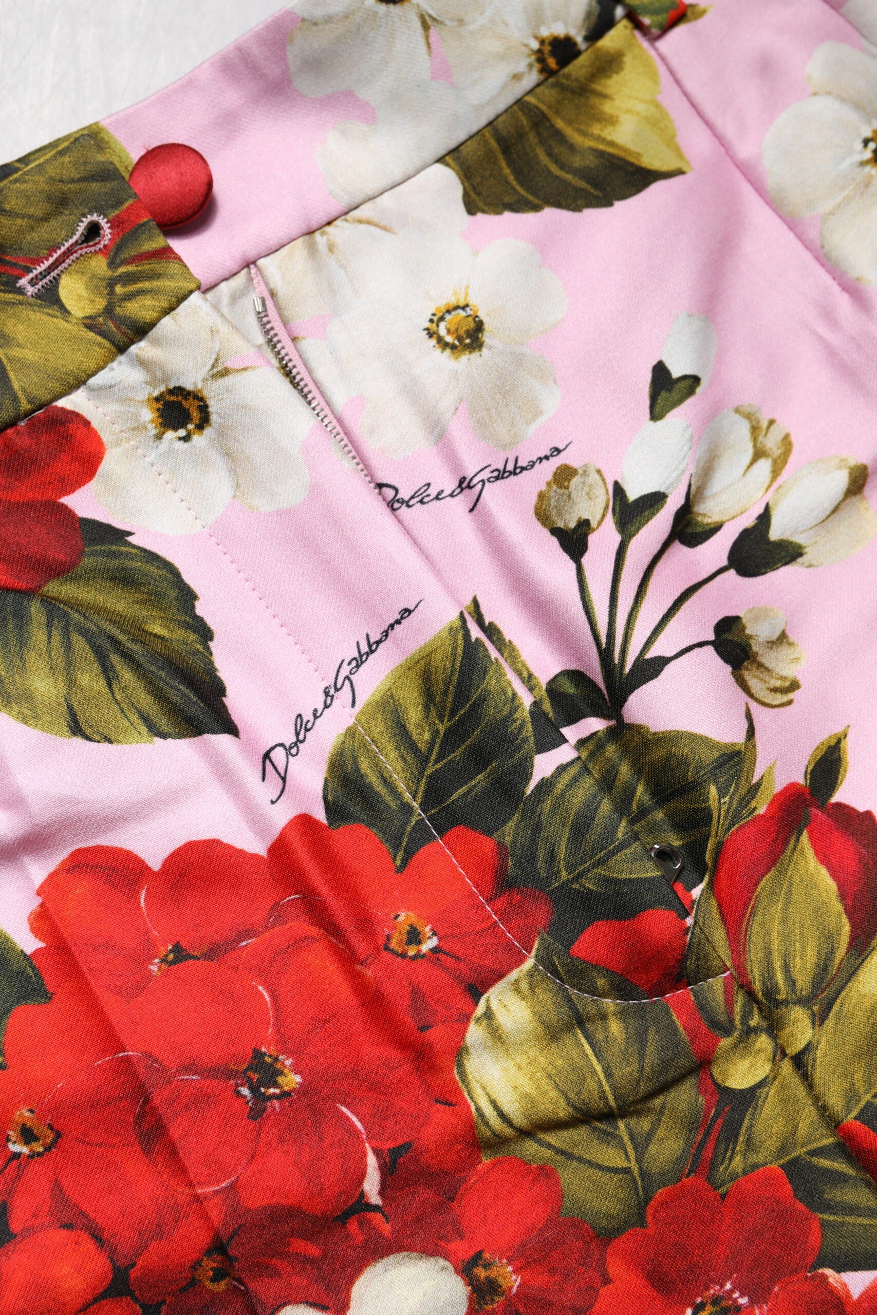 Rosa blomsterprint hotpants shorts med høy midje