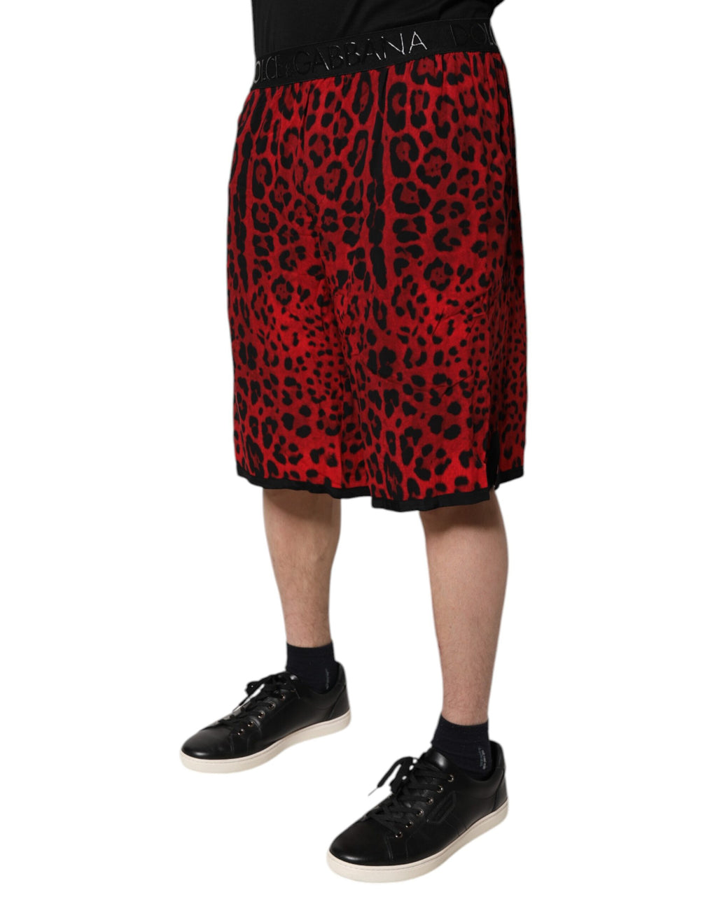 Röda leopardmönstrade viskosbermudashorts