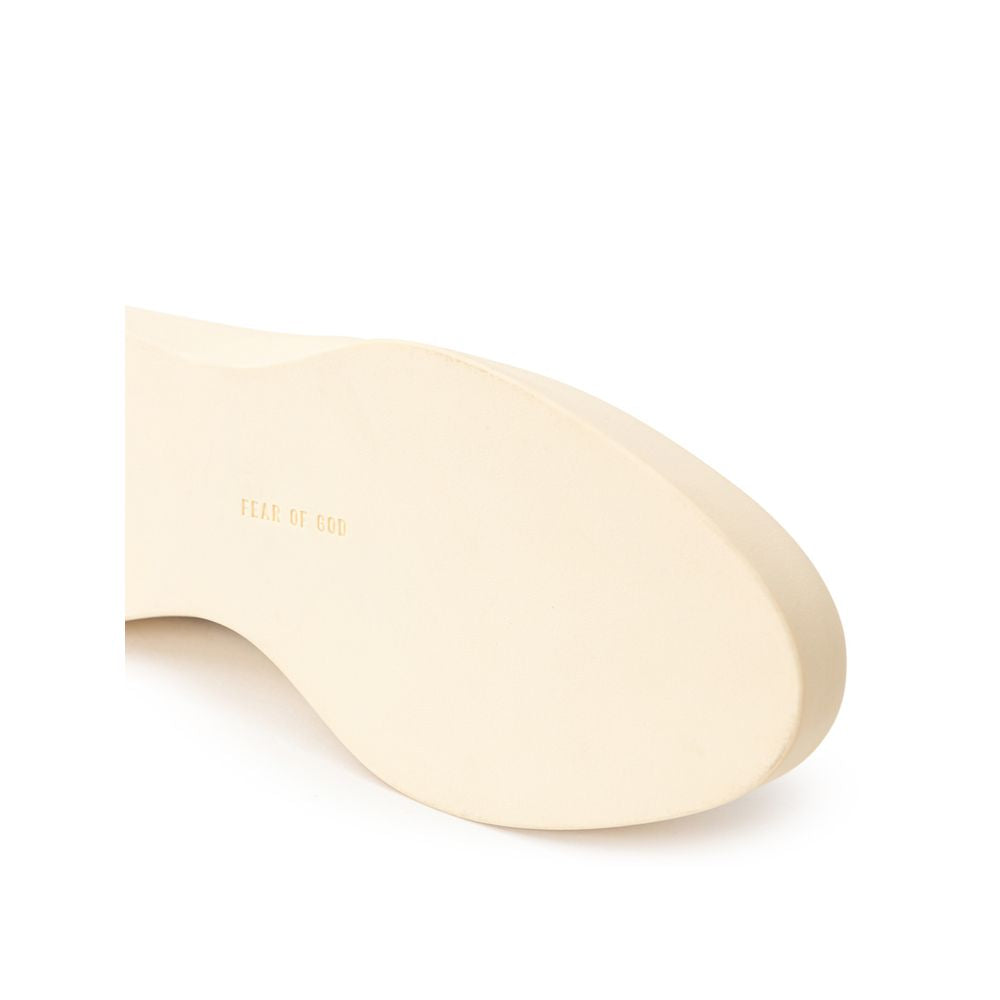 Grå slip-on loafers i skinn