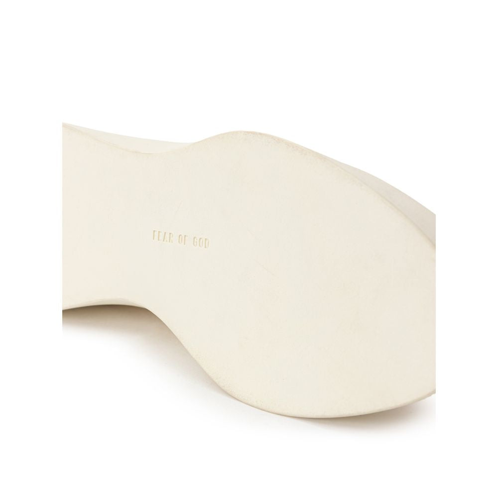 Beige slip-on loafers i skinn