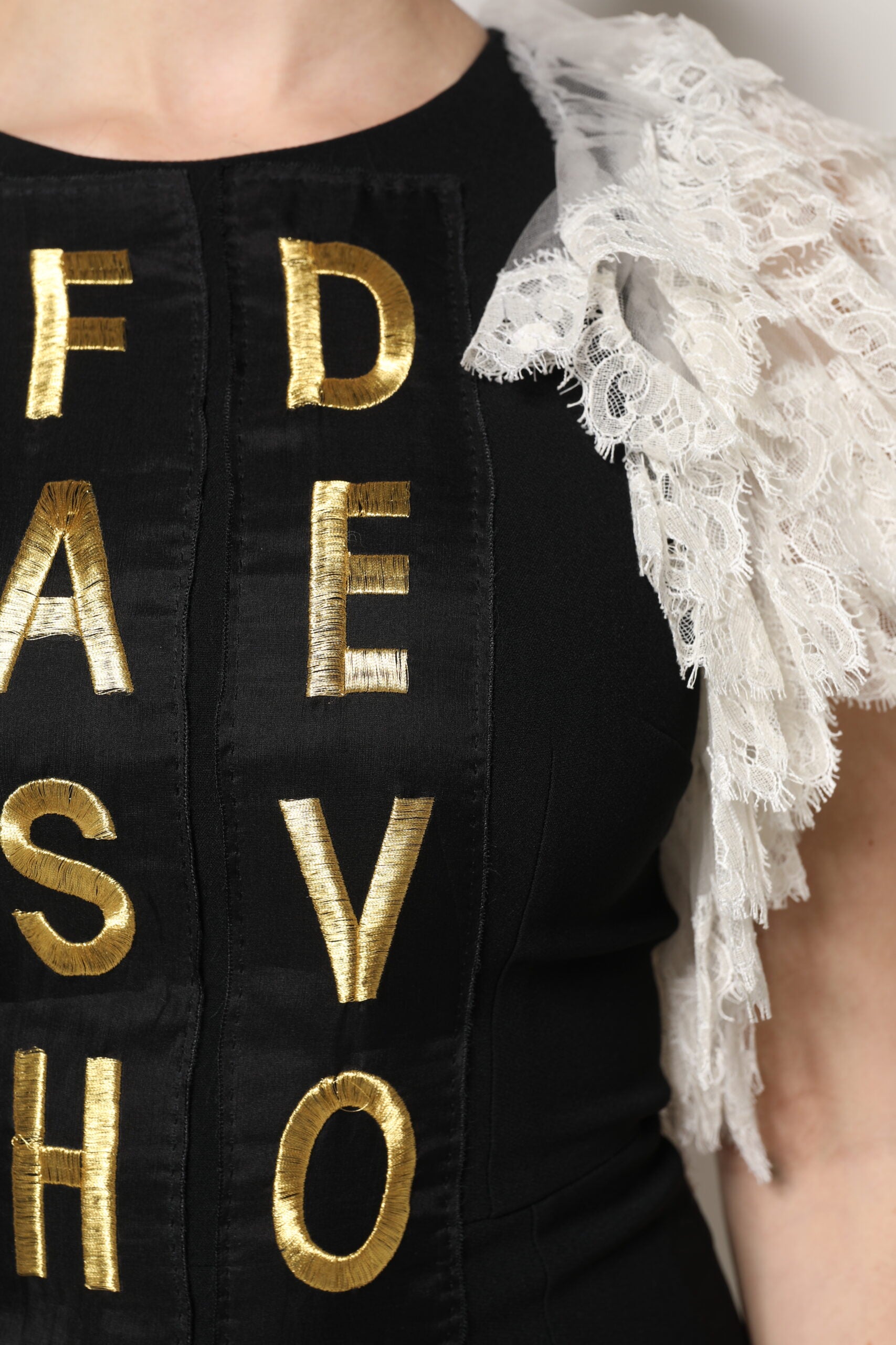 Svart Fashion Devotion Utsmyckad Miniklänning