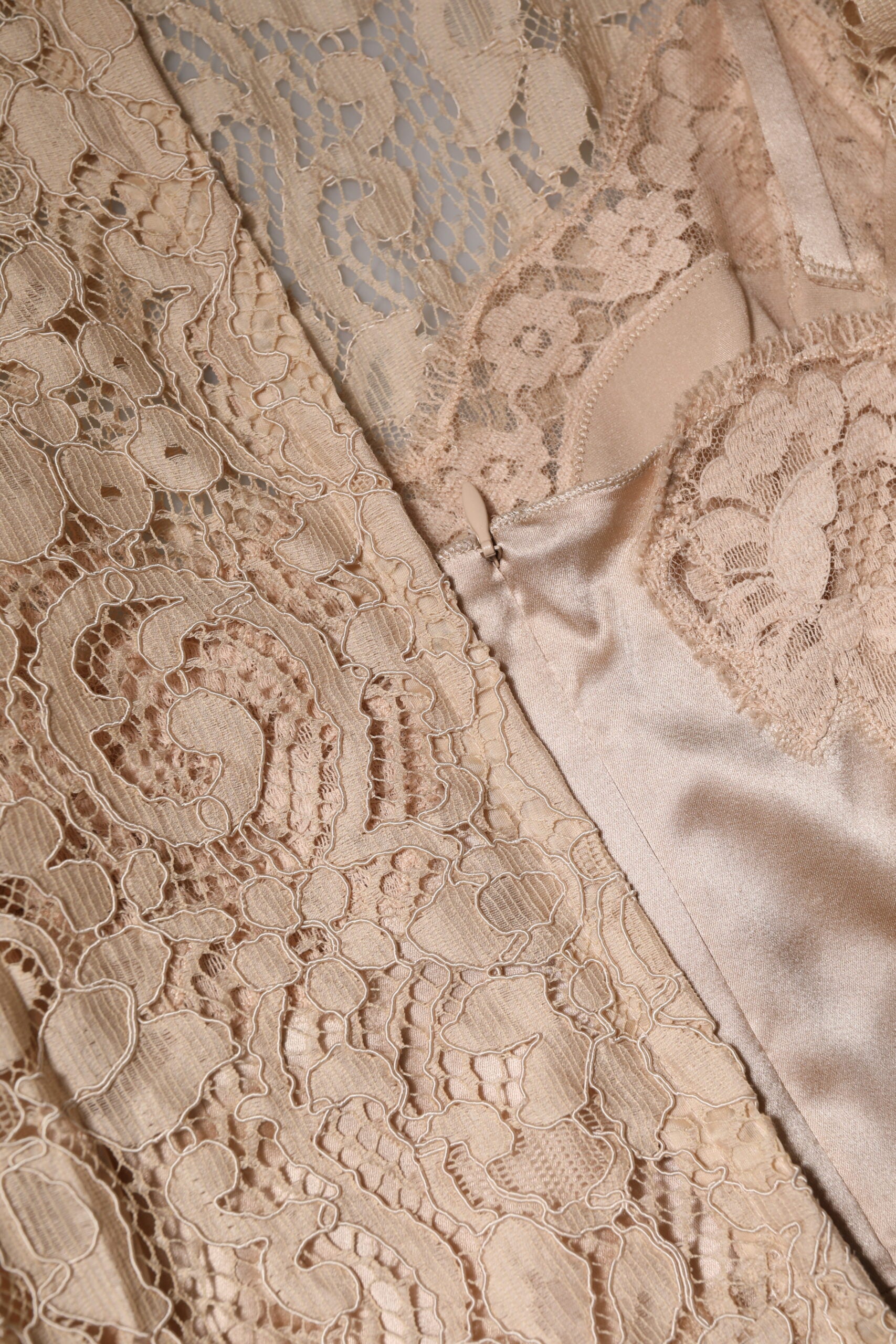 Beige Blommig Spets Ärmlös Slidklänning