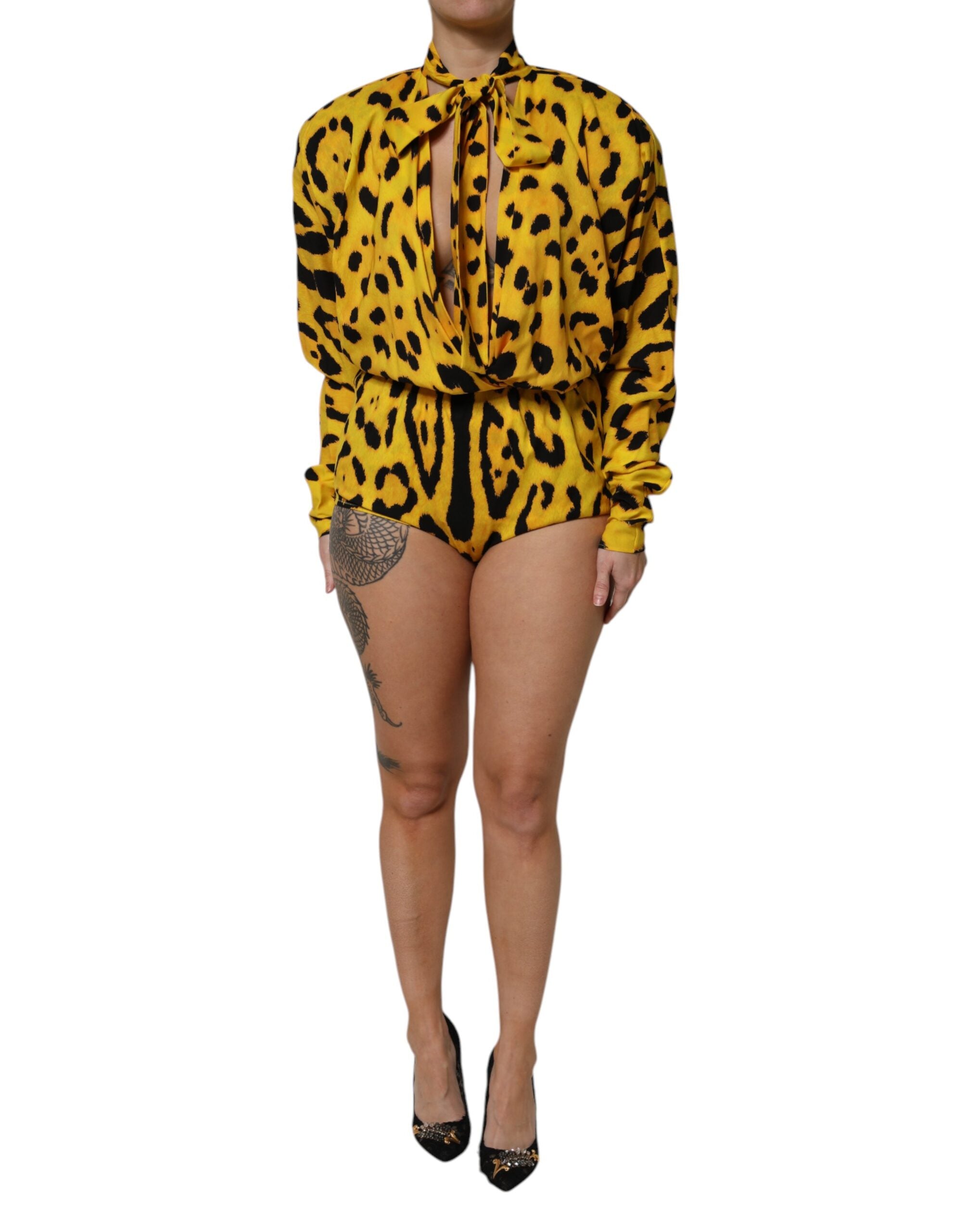 Gul Leopardfärgad Jumpsuitklänning med Långa Ärmar