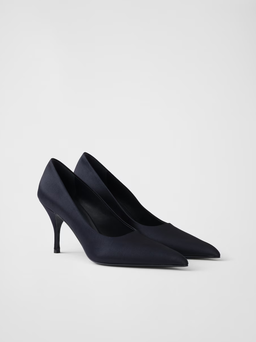 Blå satinpumps