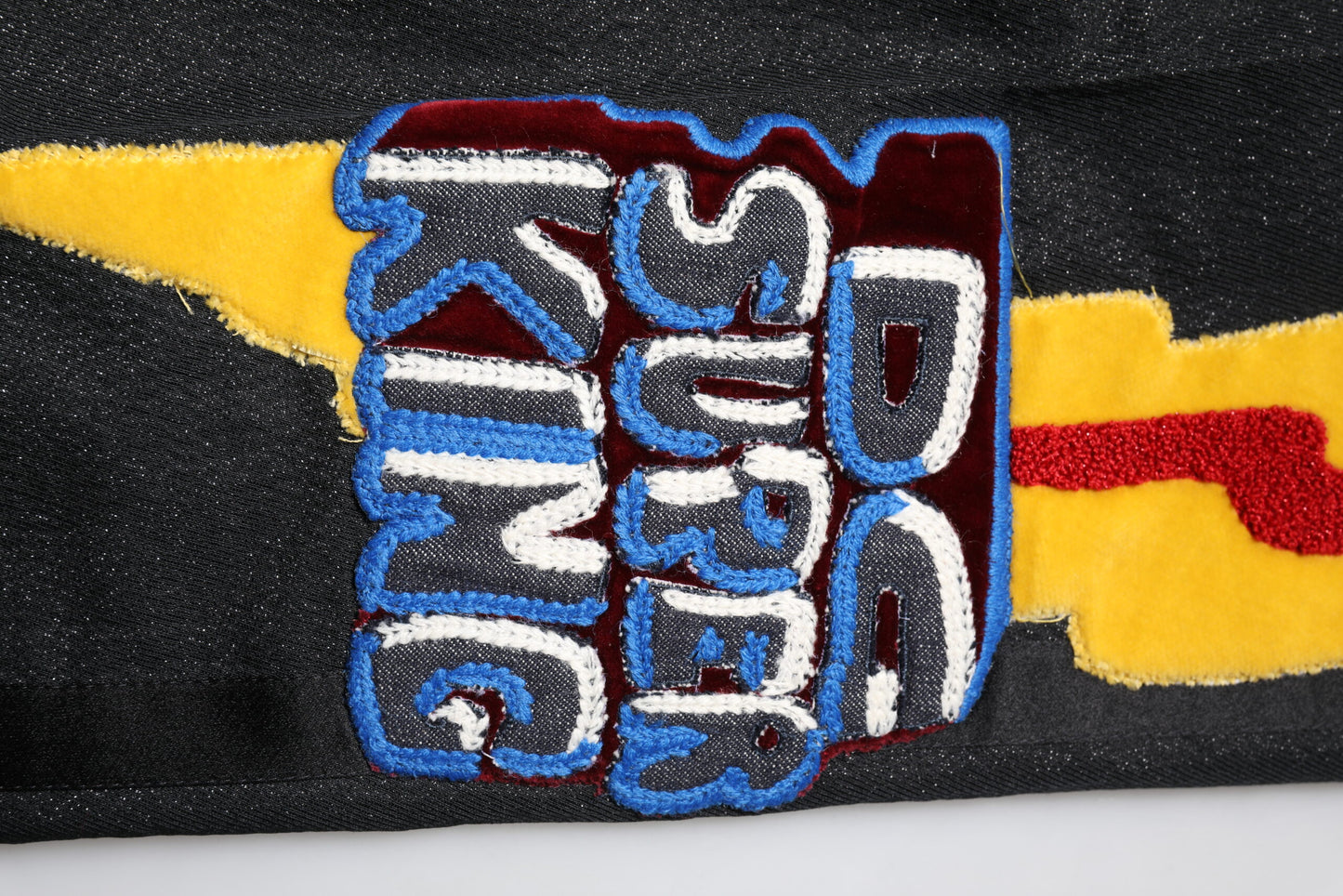 Dolce &amp; Gabbana svarte grafiske broderte herrebukser