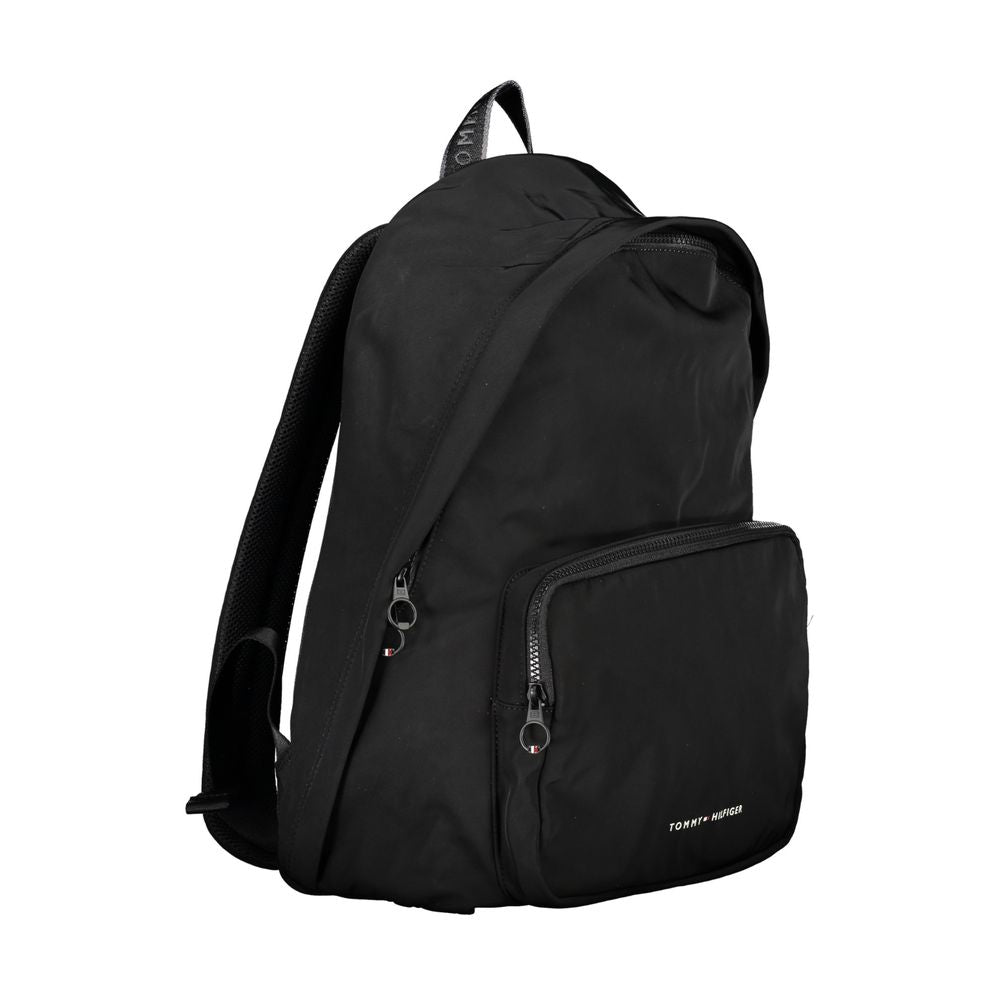 Chic urban svart ryggsäck med laptopfack