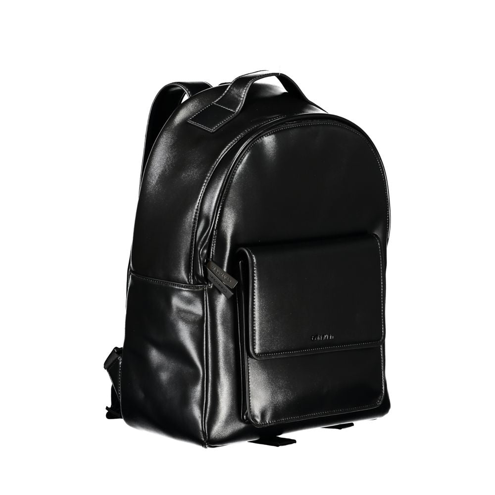 Elegant svart urban ryggsäck med laptopfack