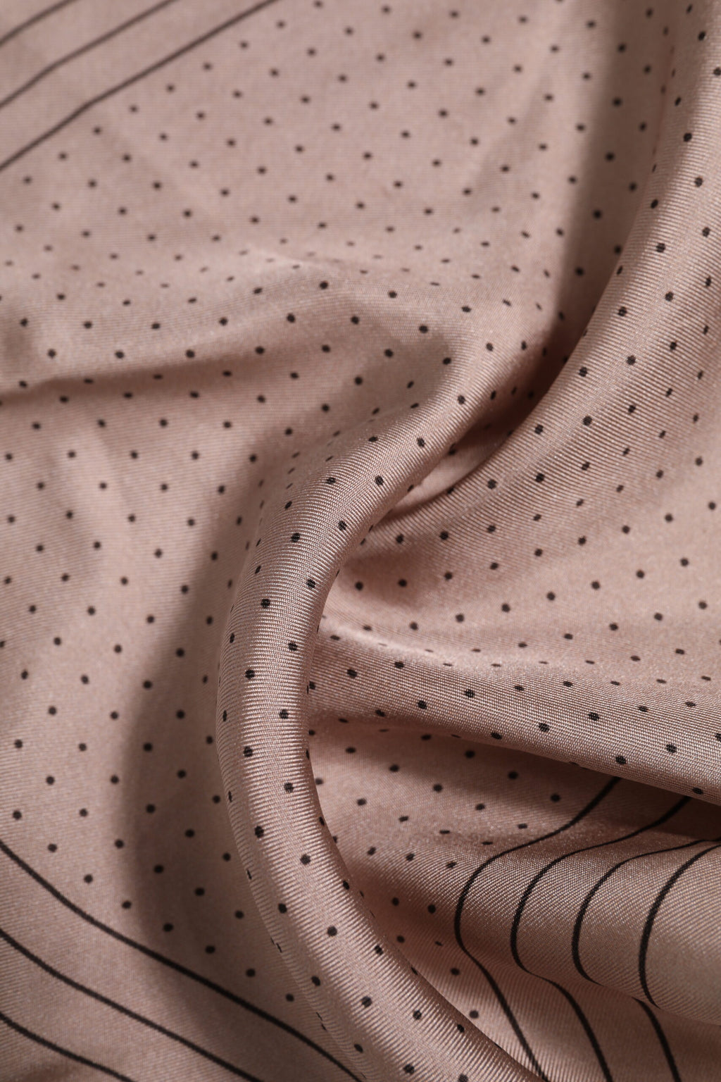 Beige prikkete silkeskjerf for menn