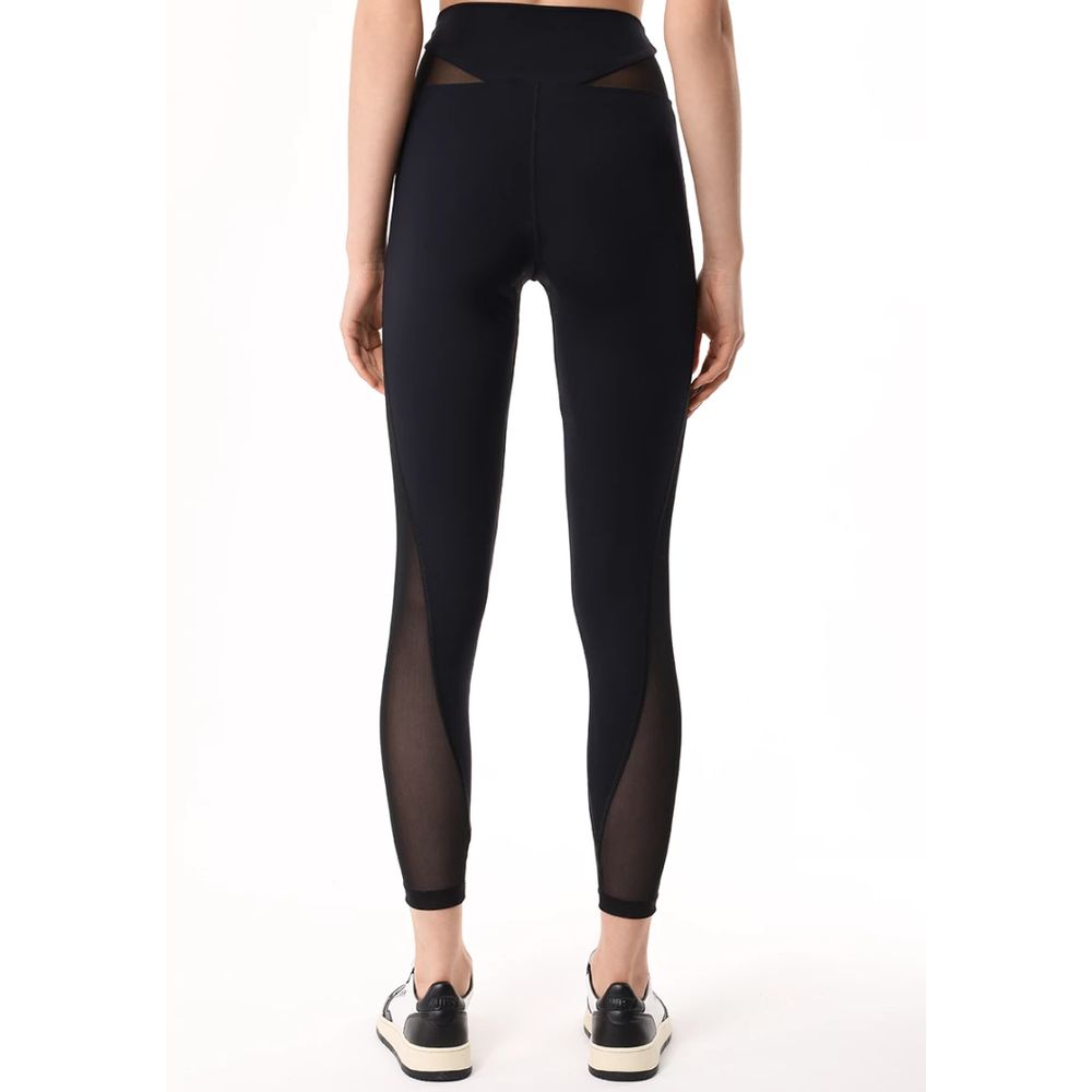 Svarta polyamidjeans och byxor