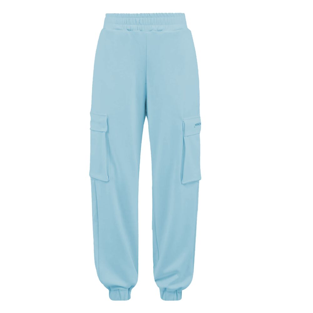 Blå polyesterjeans och byxor