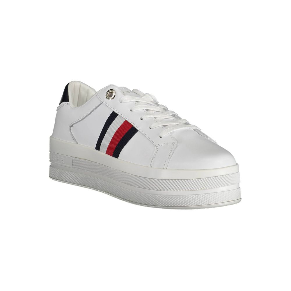 Vit polyestersneaker