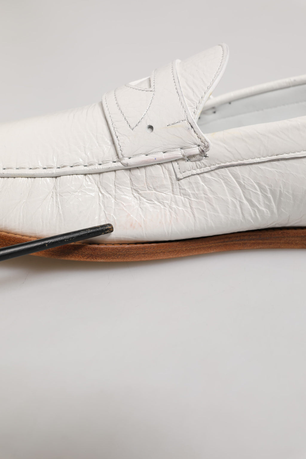 Vita läderloafers mockasiner slip-on skor