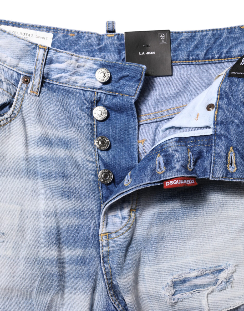 Blå tvättade jeans med hög midja och vida ben