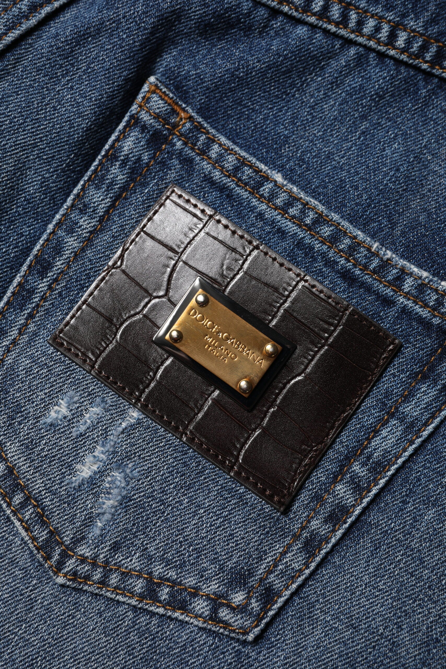 Blå bomullsshorts i fillete denim