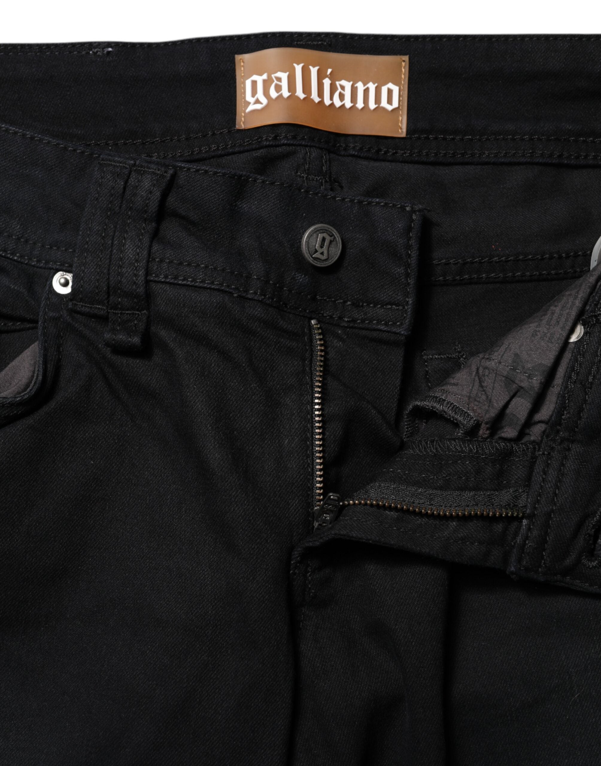 Svarta bomullsjeans med medelhög midja och avsmalnande denim
