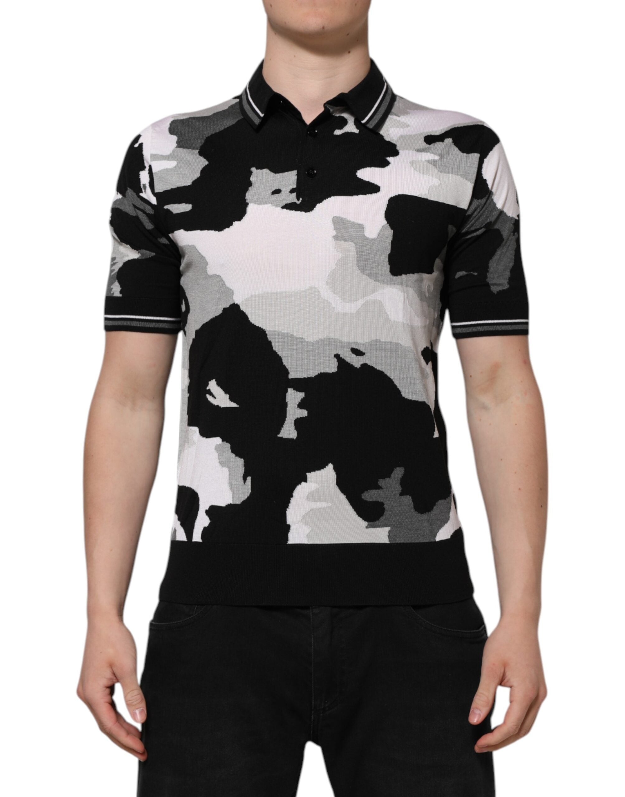 Flerfärgad kamouflagekrage-polo-t-shirt