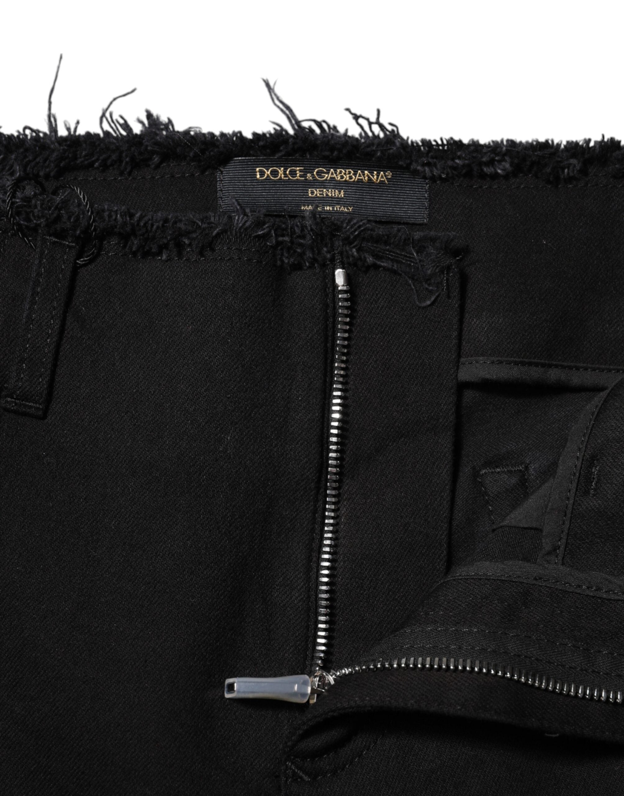 Svarta bomullsjeans med medelhög midja och utsvängda denim 