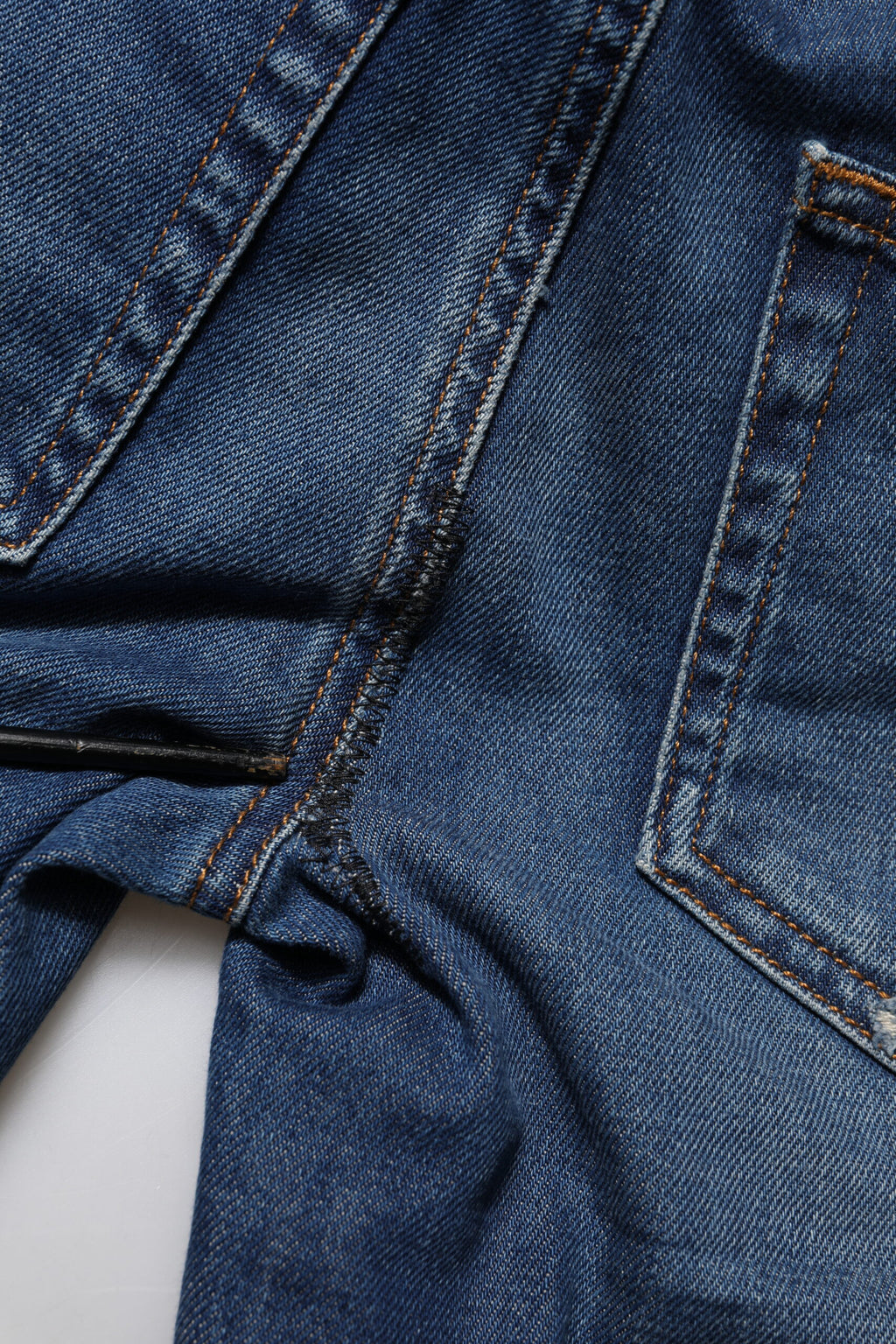 Blå bomullsjeans med låg midja och smal passform 