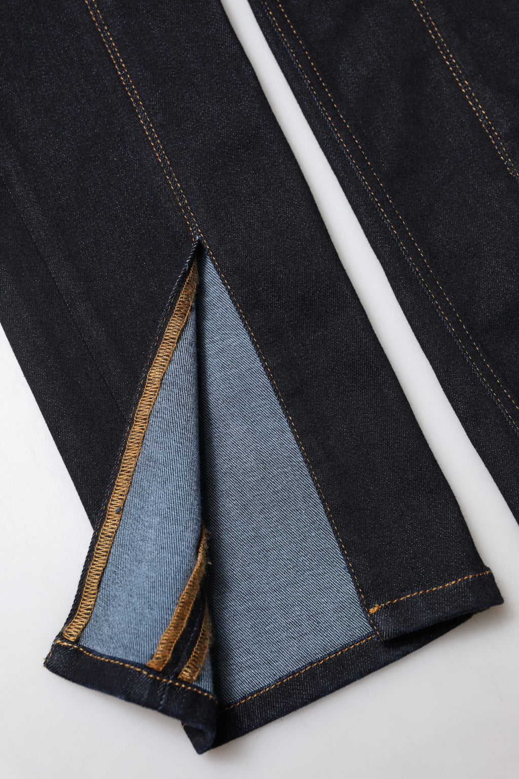 Blå bomullsjeans med hög midja och smal passform