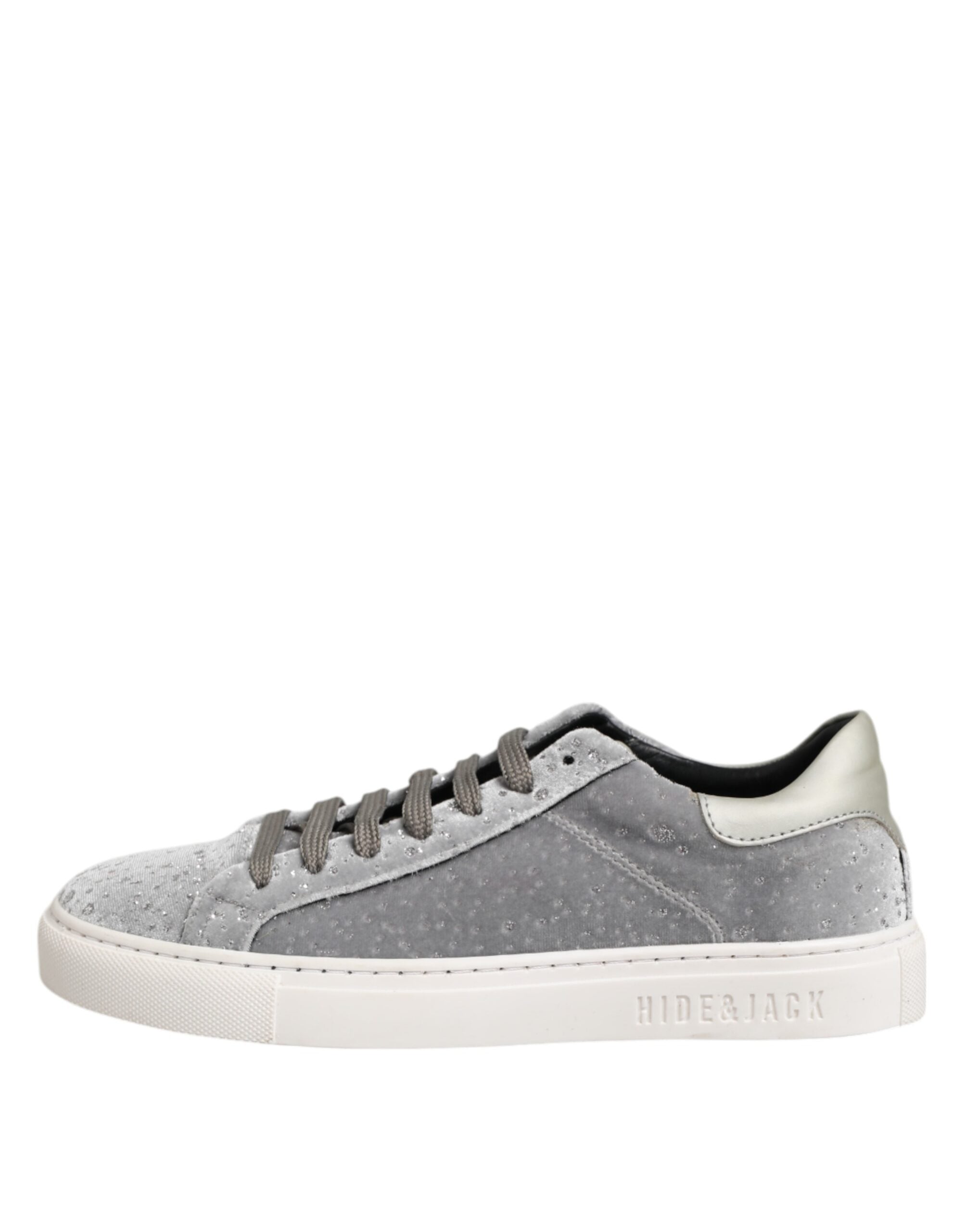 Grå mocka låga sneakers med snörning