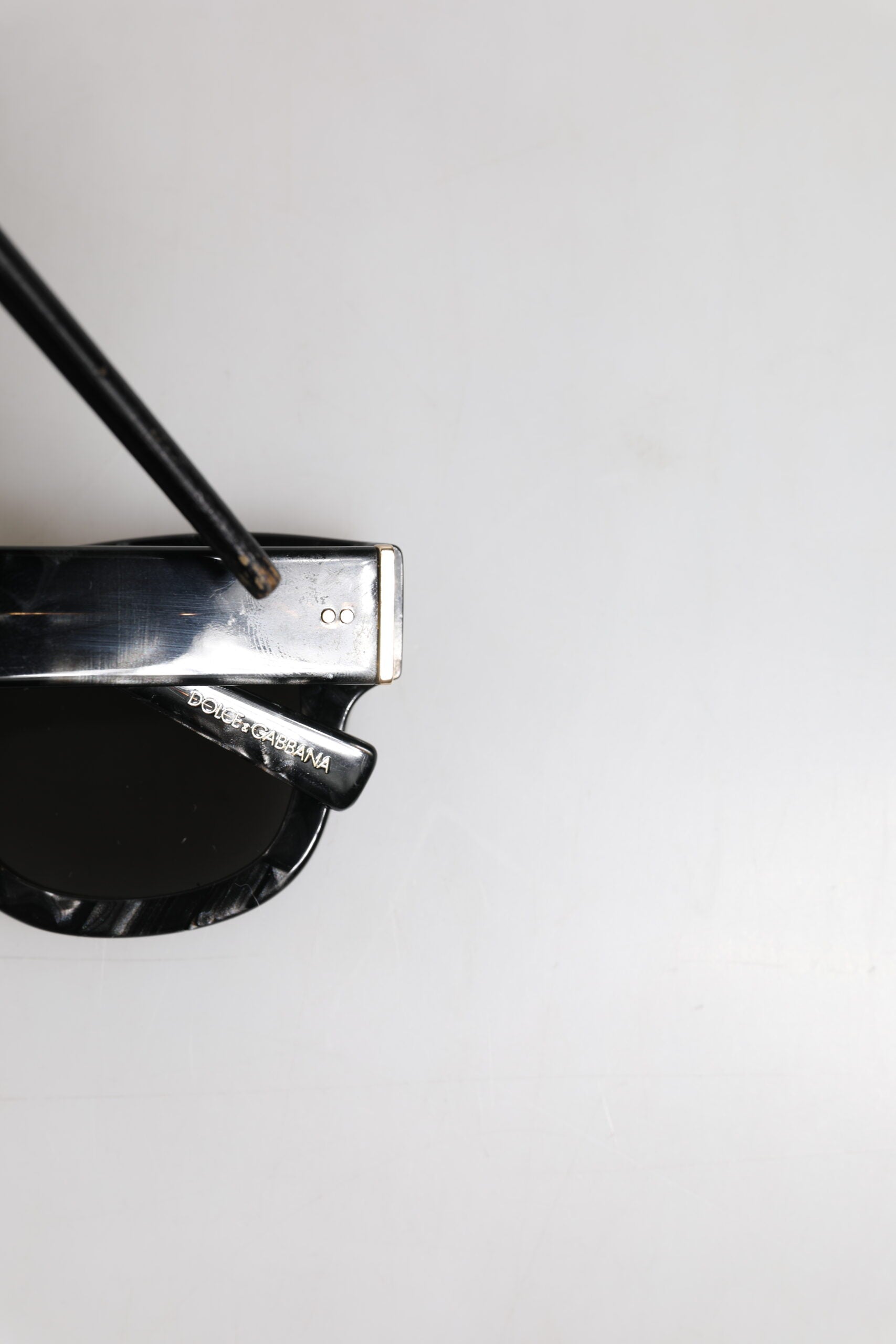 Pärlvita Acetatbågar DG4379 Domenico Shade Solglasögon