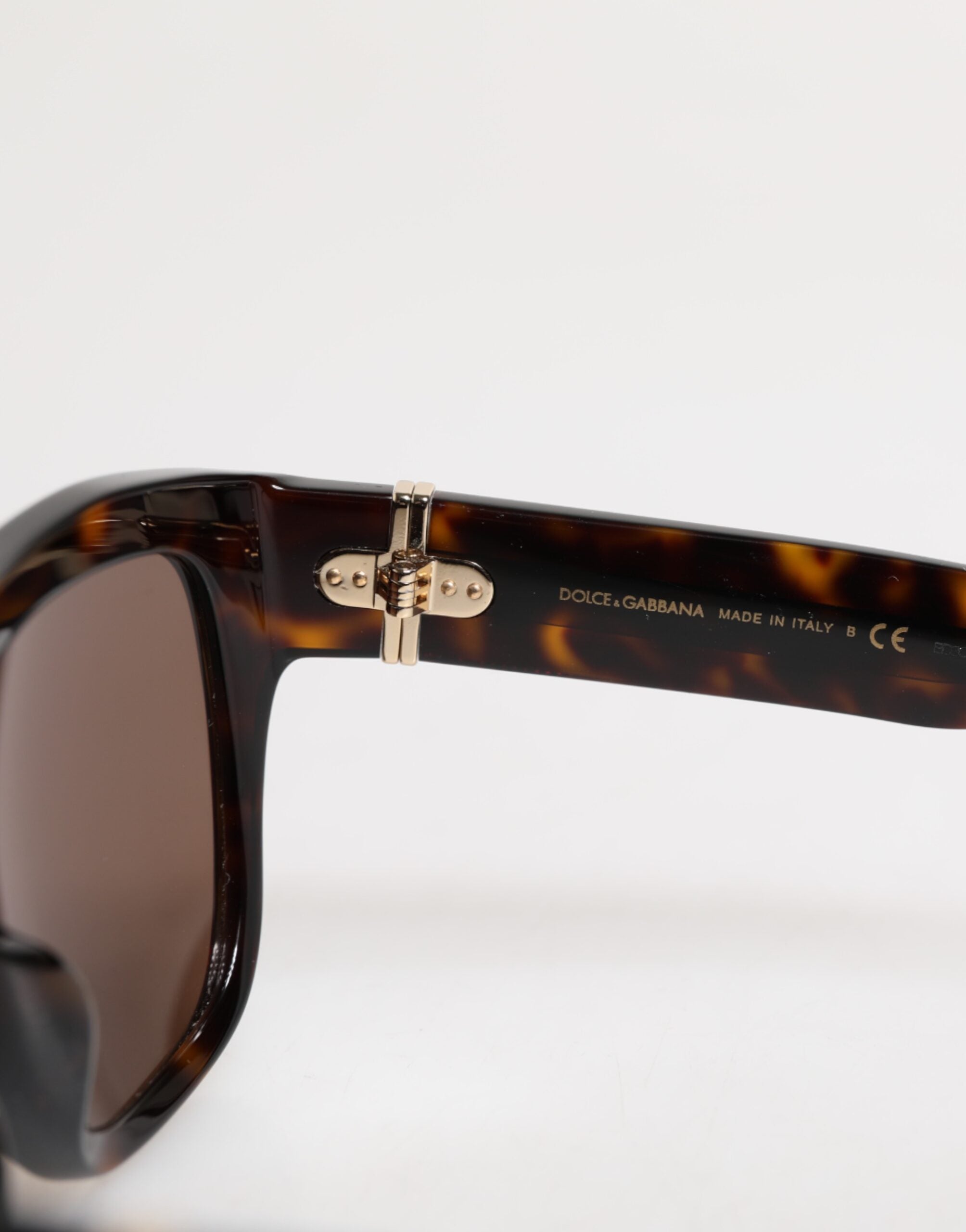 Mörkbruna Havana DG4398F solglasögon med fyrkantiga bågar