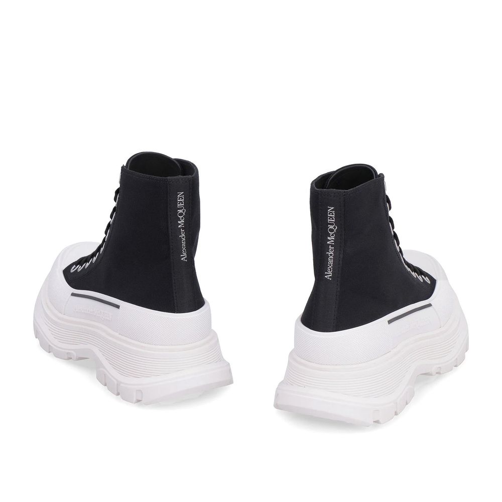 Treadslick höga sneakers