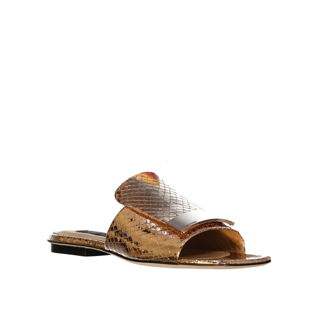 Flate sandaler i skinn