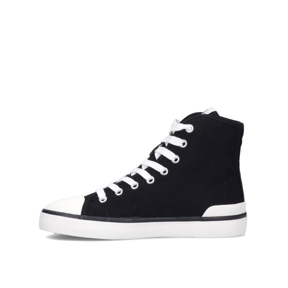 Sneakers i lerret