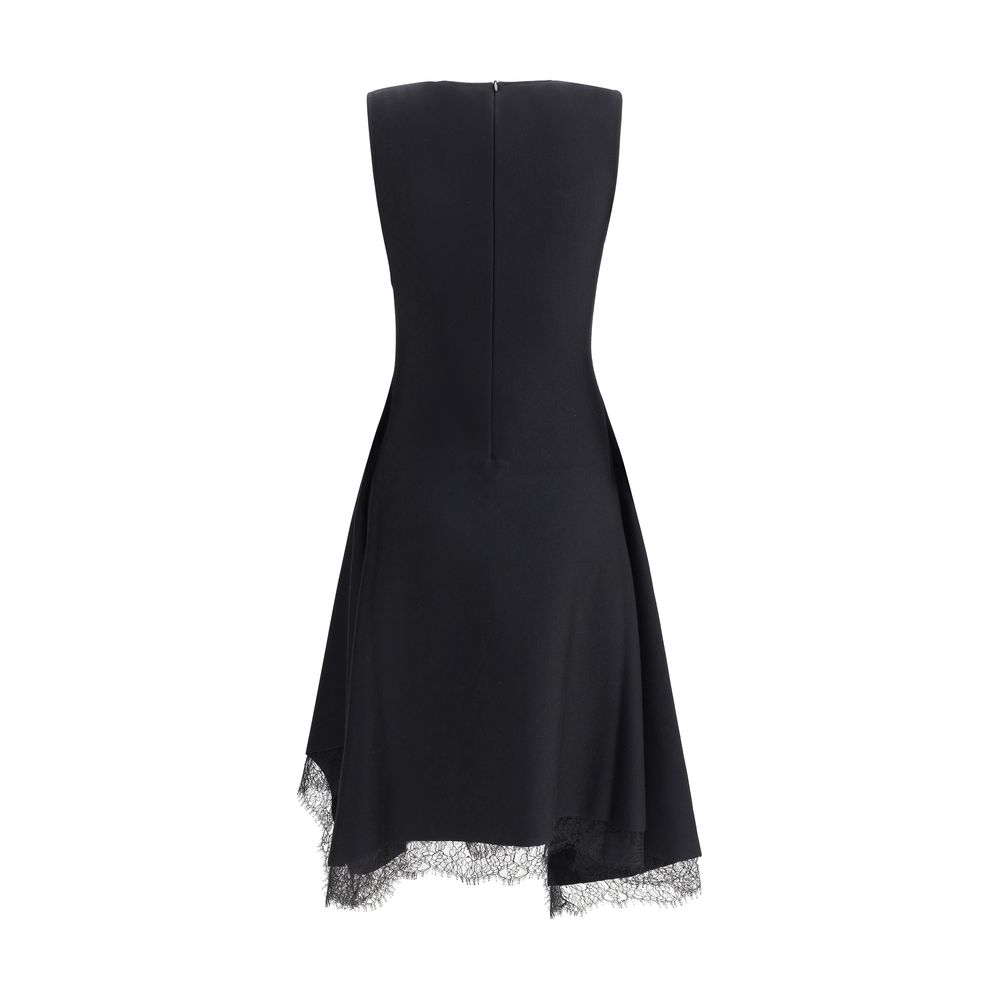 Asymmetrisk midiklänning