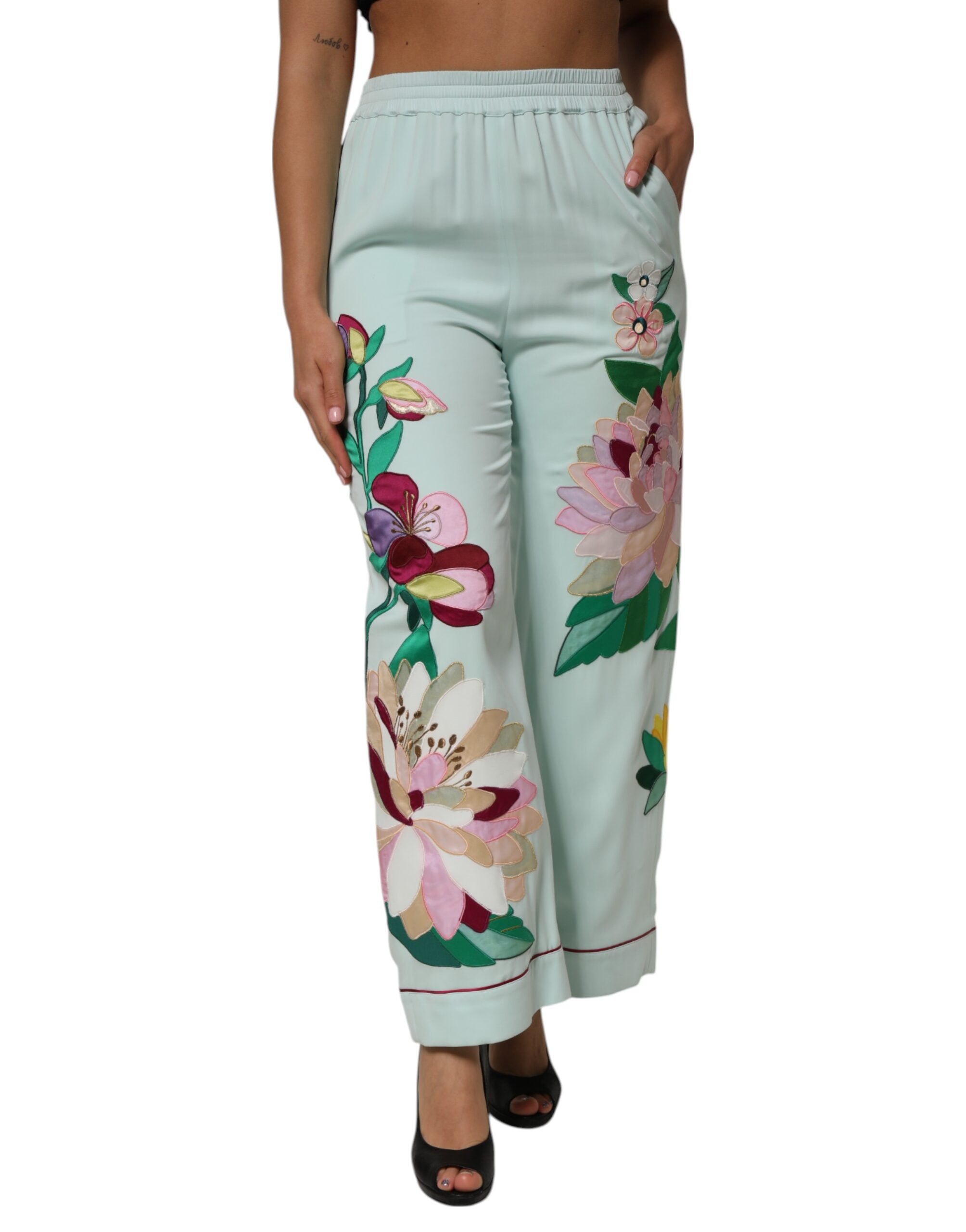 Gröna blommiga raka pyjamasbyxor med strumpbyxor
