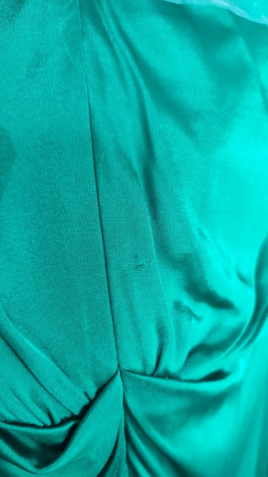 Mörkgrön viskos långärmad midiklänning
