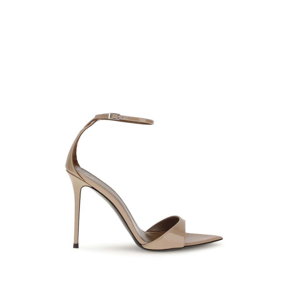 Intriigo-sandaler med stropper