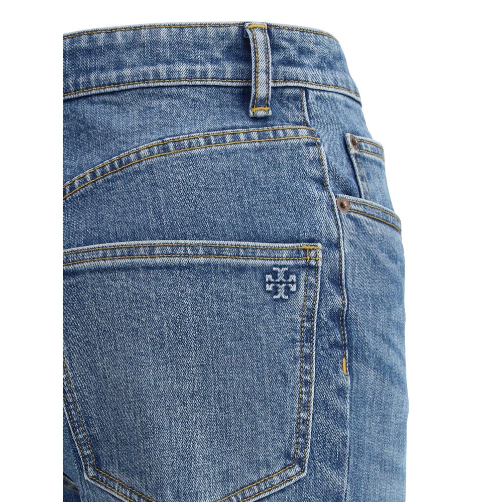 Beskurna utsvängda jeans